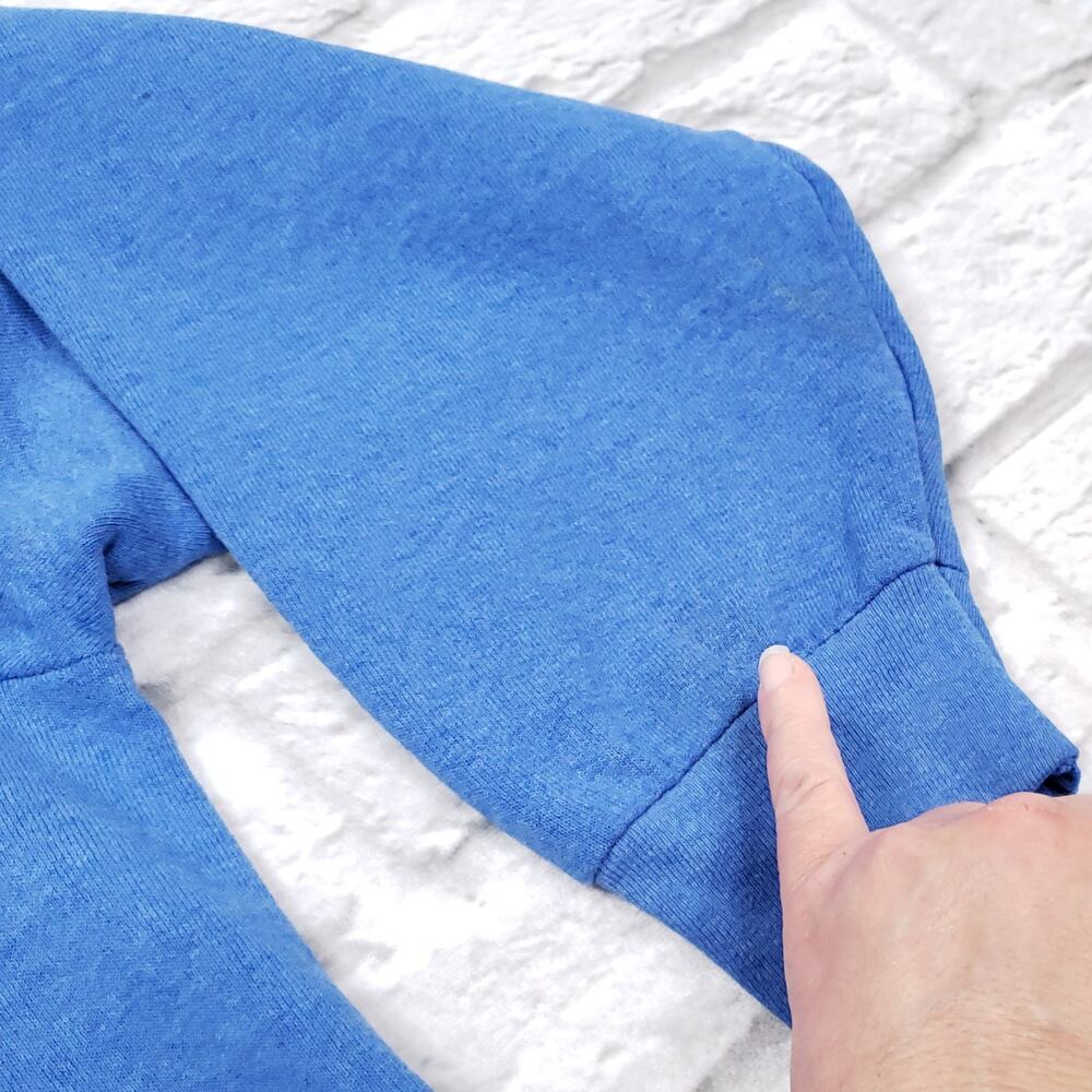 Vintage Granny Cottage Folk Patchwork Quilt Blue Sweatshirt Fits S-L - Picture 3 of 11